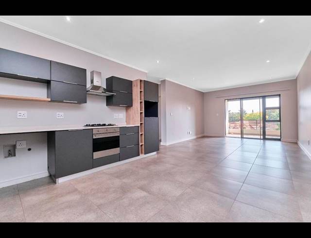 2 BEDROOM APARTMENT FOR SALE IN BRYANSTON